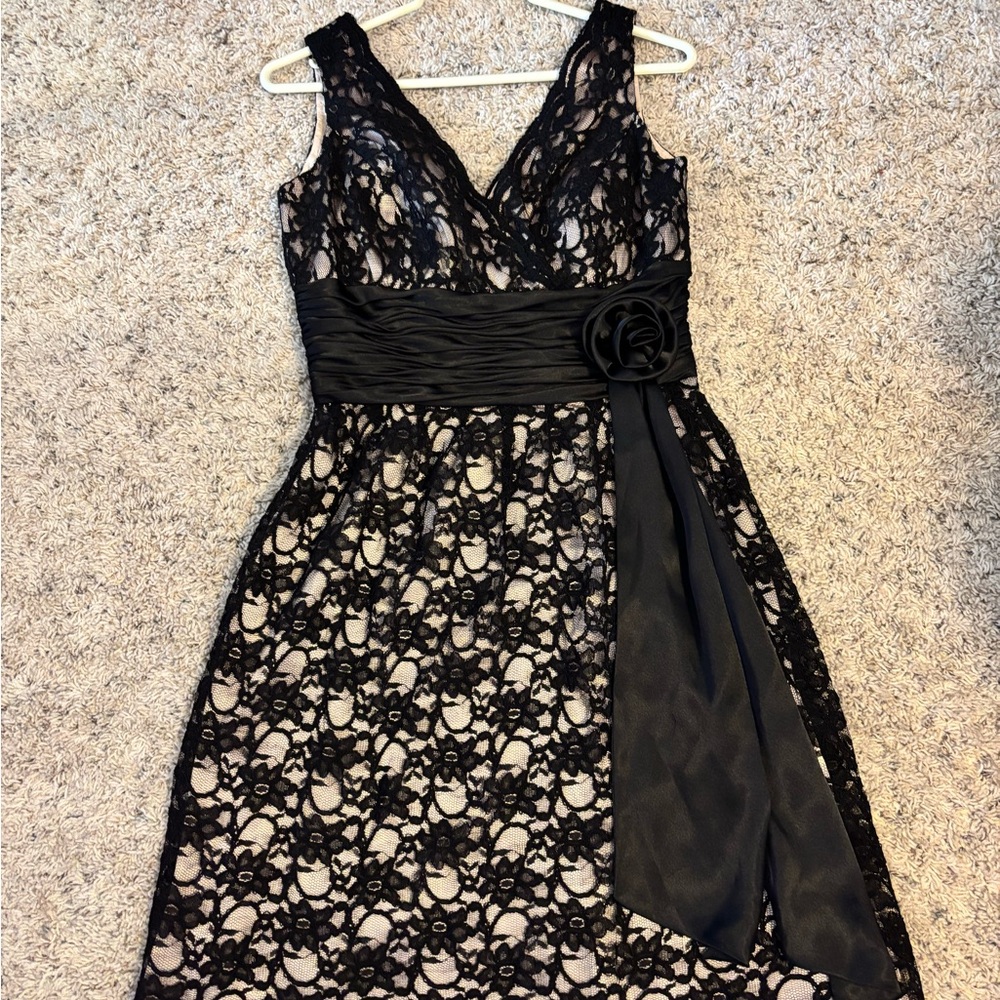 Clear out!! Retro Black Lace Midi Dress size S